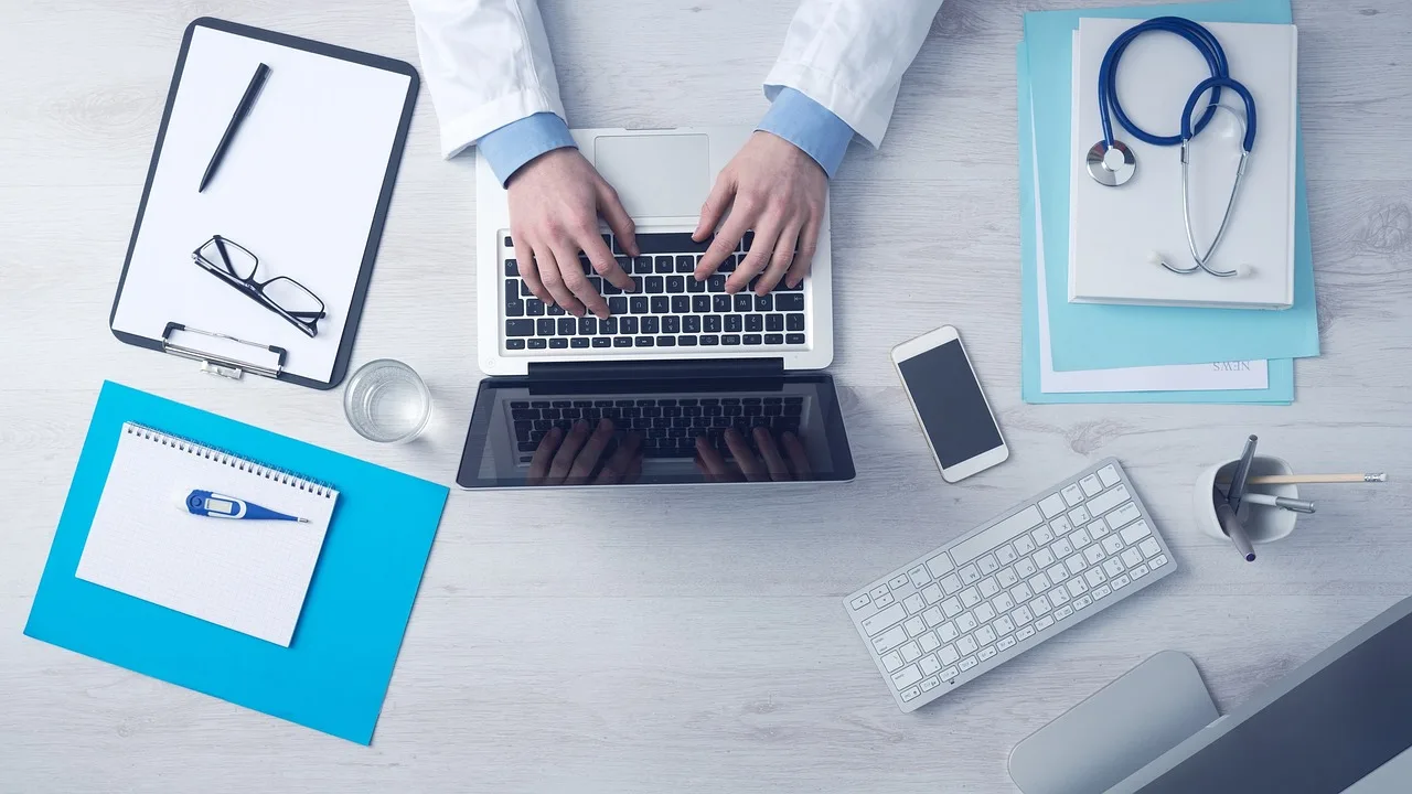 computer, business, typing, keyboard, laptop, doctor, medical care, desk, doctor, doctor, doctor, doctor, doctor. Dental content marketing agencies for 2027: what to check before you sign