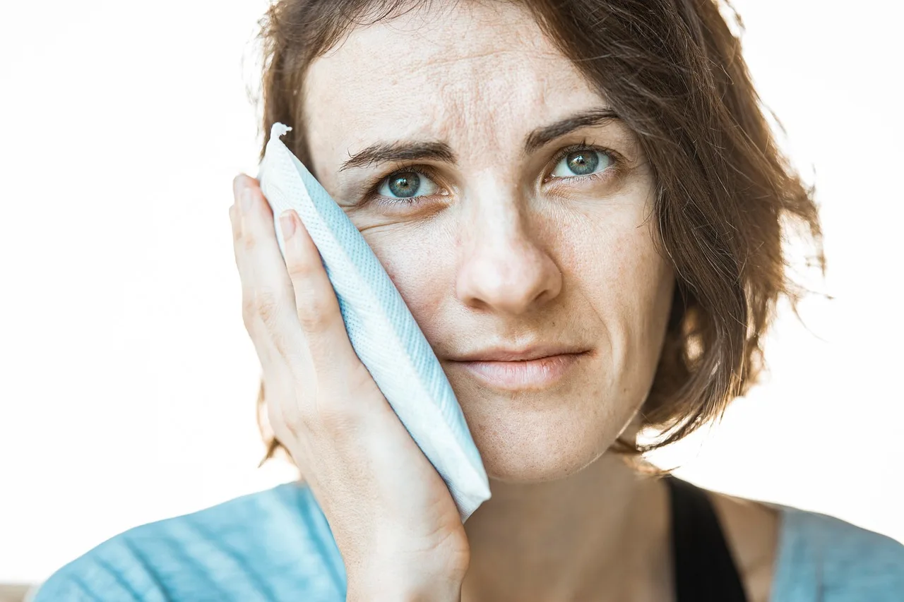 girl, ice pack, toothache, dental, woman, pain, ache, young woman, dentist, oral hygiene, hygiene, oral, clinical, oral health, health, patient, human, portrait, ice pack, ice pack, ice pack, toothache, toothache, toothache, toothache, toothache. Dental marketing strategy examples with the reasoning laid bare