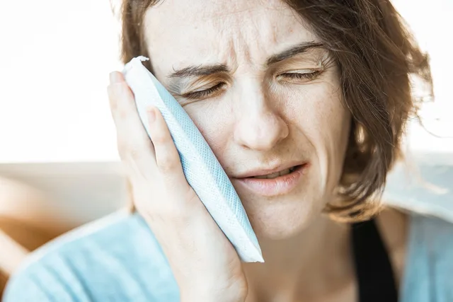 girl, ice pack, toothache, dental, woman, pain, ache, young woman, dentist, oral hygiene, hygiene, oral, clinical, oral health, health, patient, human, portrait, ice pack, toothache, toothache, toothache, toothache, toothache. Dental marketing strategy mistakes: assumed search terms that miss patient intent