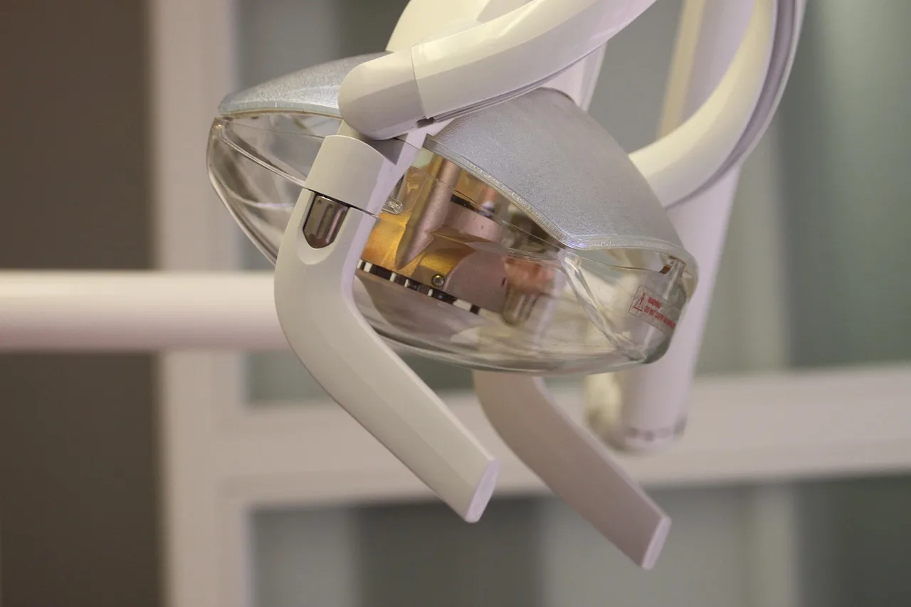 dentist, lamp, clinic, dental, dentist, dentist, dentist, dental, dental, dental, dental, dental. Getting dental reputation management right the first time