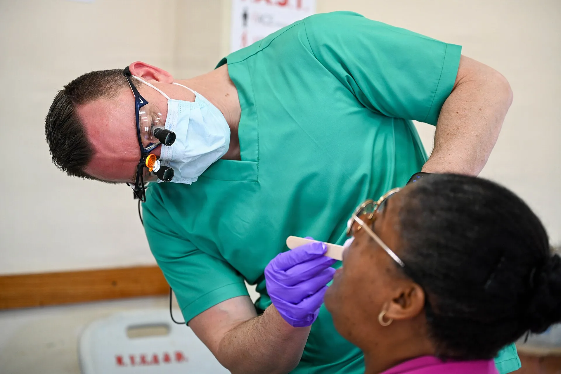 U.S. Air Force Reserve Maj. Nate Criddle, 926th Aerospace Medicine Squadron dentist, examines a Kittitian patient’s teeth at the K. Earle Clarke Community Center in Basseterre, Saint Kitts, March 3, 2026. The dental examination took place during the Lesser Antilles Medical Assistance Team 2026 healt. Twelve dental reputation management mistakes and the controls to use instead