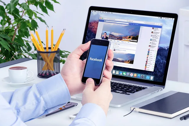 Card listing dental social media tool trial tasks and exit checks. Dental social media tools: options and buying checks